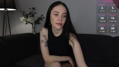 Sara online show from December 2024 09:08:02 PM