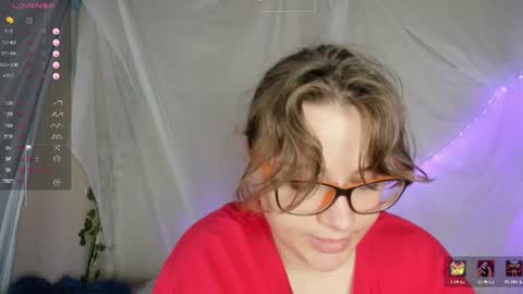 Snapshot of seductive_she_wolf chatting on July 2026 03:14:02 PM seductive_she_wolf online show from July 2026 03:14:02 PM