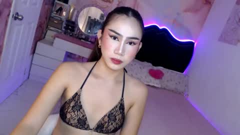 Snapshot of seductive_vana chatting on May 2026 11:12:03 PM Vanessa online show from May 2026 11:12:03 PM