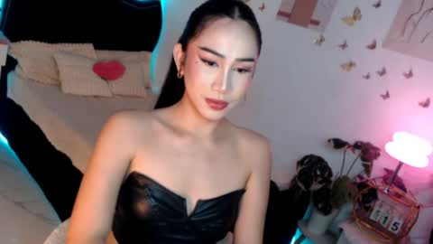 Snapshot of seductive_vana chatting on June 2026 05:26:01 PM Vanessa online show from June 2026 05:26:01 PM