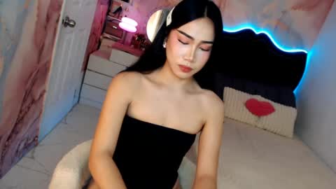 Vanessa online show from July 2026 12:35:01 AM
