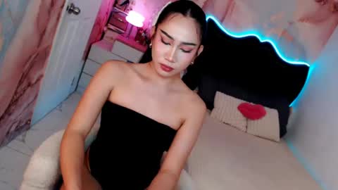 Vanessa online show from July 2026 06:07:02 PM
