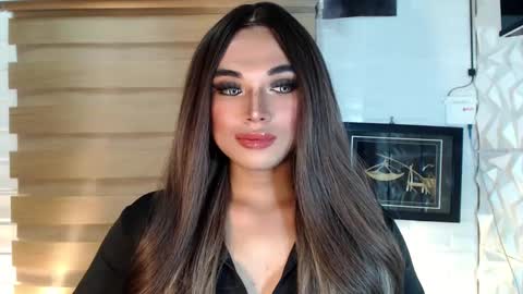 Deluxe online show from March 2025 10:02:02 AM