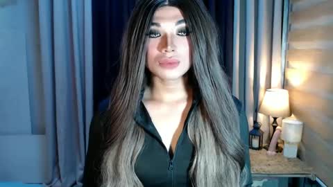 Deluxe online show from March 2025 12:04:02 PM