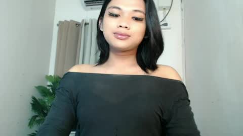 Snapshot of seductivedeluxe69 chatting on June 2026 10:23:02 PM Deluxe online show from June 2026 10:23:02 PM