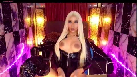 Snapshot of seductresskatarina chatting on May 2026 05:12:02 PM KATARINA LUST online show from May 2026 05:12:02 PM