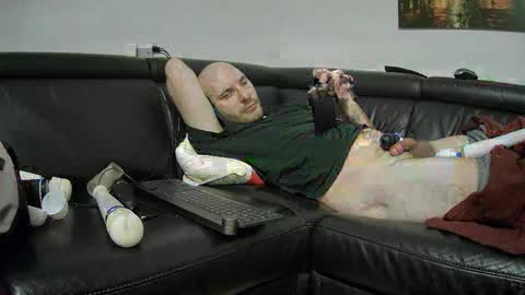 Sebastian online show from January 2025 05:59:01 AM