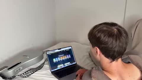 Snapshot of sehorn chatting on March 2026 04:51:01 AM sehorn online show from March 2026 04:51:01 AM