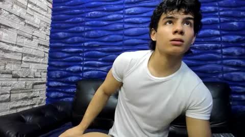 Snapshot of seigfried0 chatting on November 2025 11:36:02 PM Seigfried online show from November 2025 11:36:02 PM