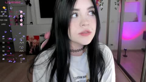 Snapshot of selena___cute chatting on December 2024 05:16:02 AM Selena online show from December 2024 05:16:02 AM