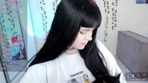 Snapshot of selena___cute chatting on March 2025 09:40:02 AM Selena online show from March 2025 09:40:02 AM