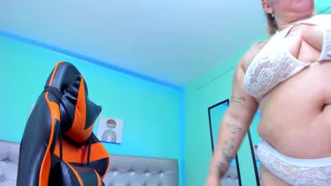 Selena online show from March 2025 01:26:02 AM