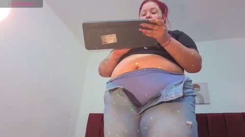 Selena online show from October 2025 12:47:01 PM