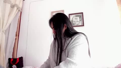 Karen online show from October 2025 02:50:02 PM