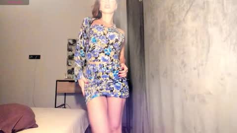 Snapshot of selena_rase chatting on November 2025 03:39:01 PM Selena online show from November 2025 03:39:01 PM