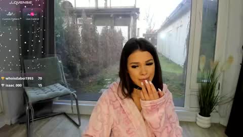 Selena online show from January 2025 10:06:01 AM