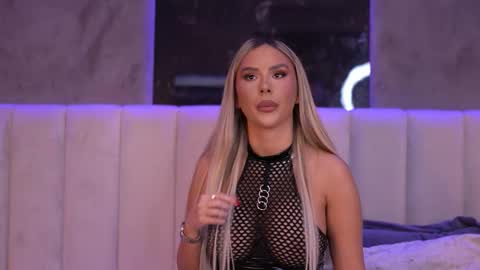 Selena online show from January 2026 11:34:01 AM