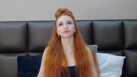 SelenaHanson online show from July 2026 02:34:02 PM