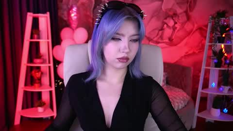 selenairis online show from February 2026 09:35:01 PM