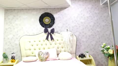 selenajoy_ online show from October 2025 04:09:01 AM