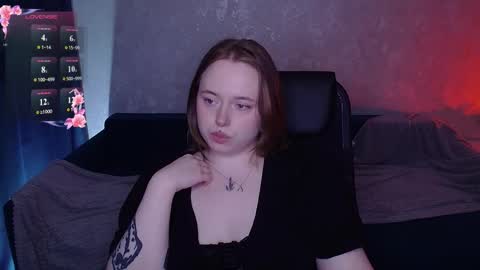 Snapshot of selenalily chatting on May 2026 06:07:02 PM Lilith online show from May 2026 06:07:02 PM