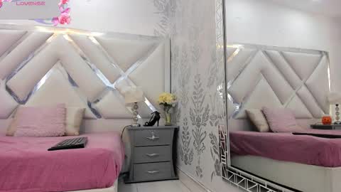 Selena reyess online show from October 2025 05:24:02 PM