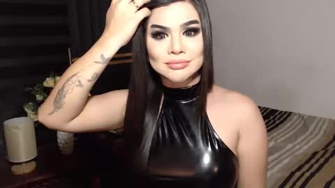 Selena online show from December 2024 01:11:01 AM