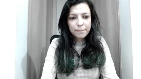 Selene online show from September 2025 02:35:02 AM