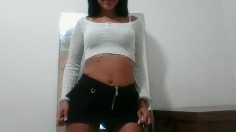 Snapshot of selene_azahar chatting on September 2025 01:27:01 AM selene online show from September 2025 01:27:01 AM