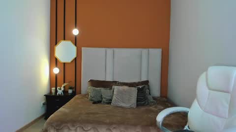 Karol. online show from September 2025 08:20:01 PM