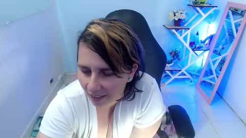 selene online show from March 2026 04:35:02 PM