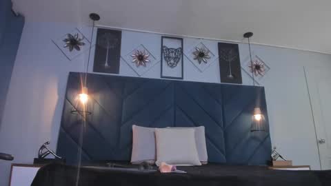 Selene online show from January 2025 08:42:01 PM