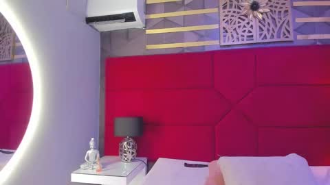 Selene online show from February 2025 01:47:01 AM