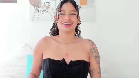 Sele online show from December 2025 08:15:01 PM