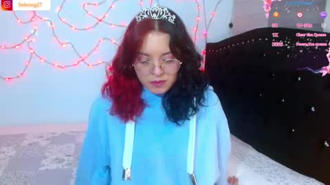 Selene G  online show from April 2026 02:01:01 AM