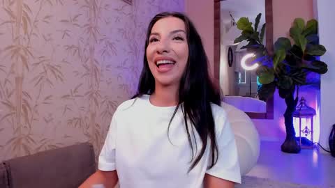 Snapshot of selenenorth chatting on May 2026 04:40:01 AM selenenorth online show from May 2026 04:40:01 AM