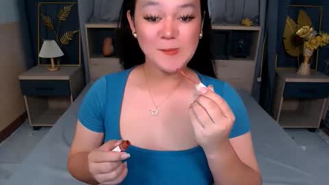 joan online show from October 2025 04:37:01 AM