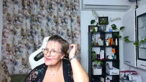 Selenna online show from December 2024 02:10:02 AM