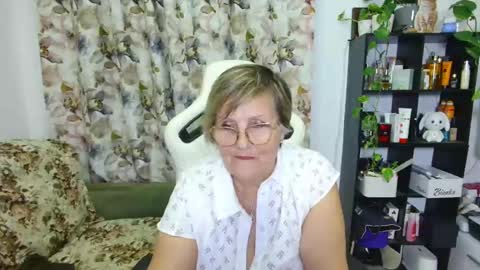 Selenna online show from January 2025 10:45:02 PM