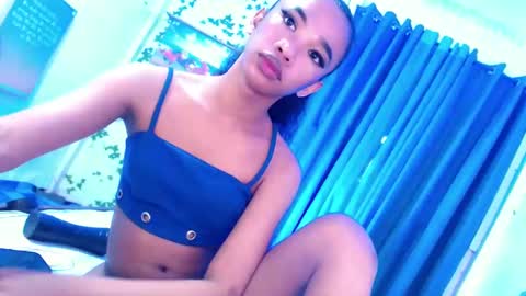 Snapshot of selfsuckercum69 chatting on January 2025 02:03:02 AM Jessy online show from January 2025 02:03:02 AM