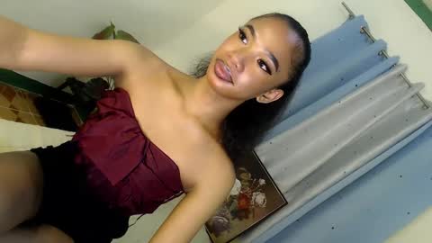 Snapshot of selfsuckercum69 chatting on January 2025 03:07:01 PM Jessy online show from January 2025 03:07:01 PM