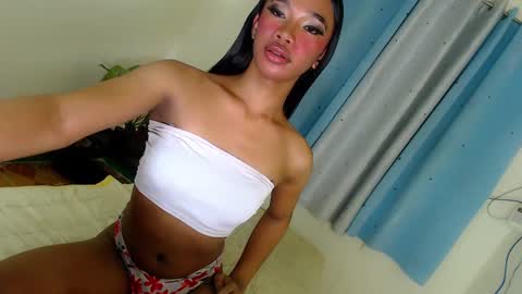 Snapshot of selfsuckercum69 chatting on January 2025 05:12:02 PM Jessy online show from January 2025 05:12:02 PM