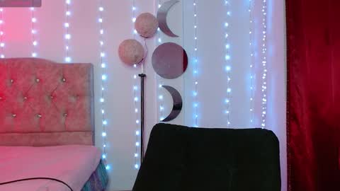 Selen online show from February 2025 02:28:01 AM