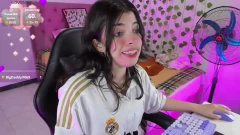 Selina online show from October 2025 02:08:02 AM