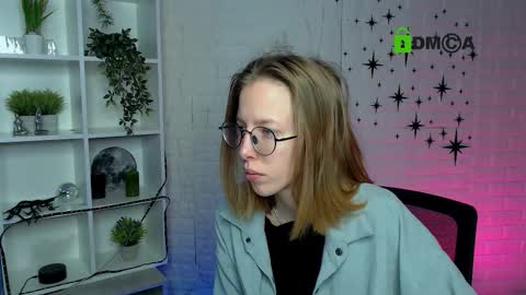 Selena online show from December 2025 11:15:01 AM