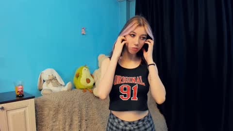 Mindy online show from December 2024 12:50:01 AM