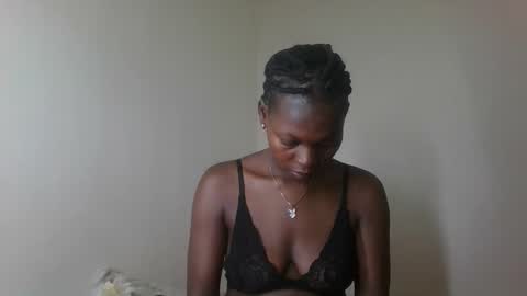 sellinprinces online show from October 2025 12:47:01 PM