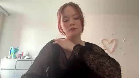 Lily online show from May 2026 07:13:01 AM