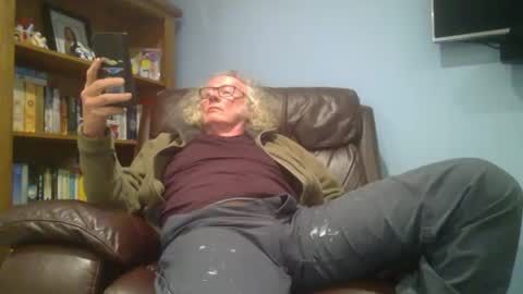 Snapshot of seniorfuntime1556 chatting on January 2025 08:26:01 PM Summiteer online show from January 2025 08:26:01 PM