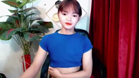 sensational_yeng online show from November 2025 05:25:01 PM